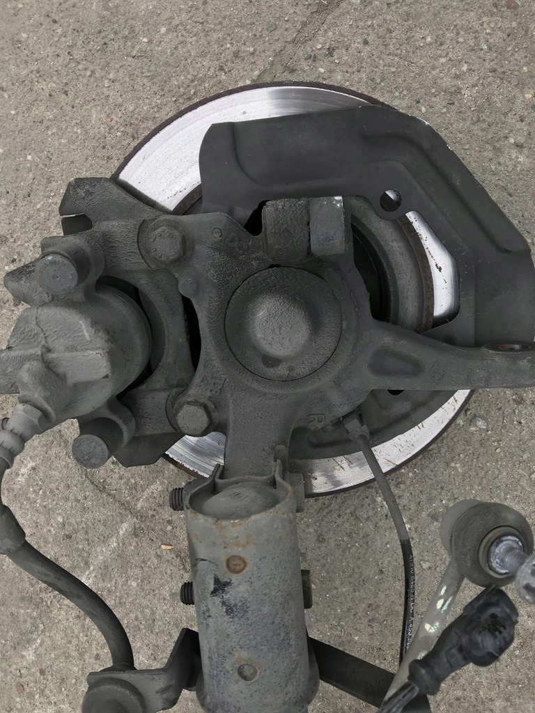 фото №5, Twingo iii 1.0 поворотный кулак правая перед