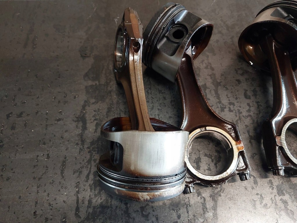 Поршень з шатун bmw 3 e36 318i m40b18 184e1 Зі Шроту