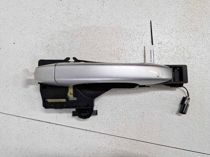 фото №1, Renault grand scenic iv 4 ручка дверь правый задняя хром 2 pin