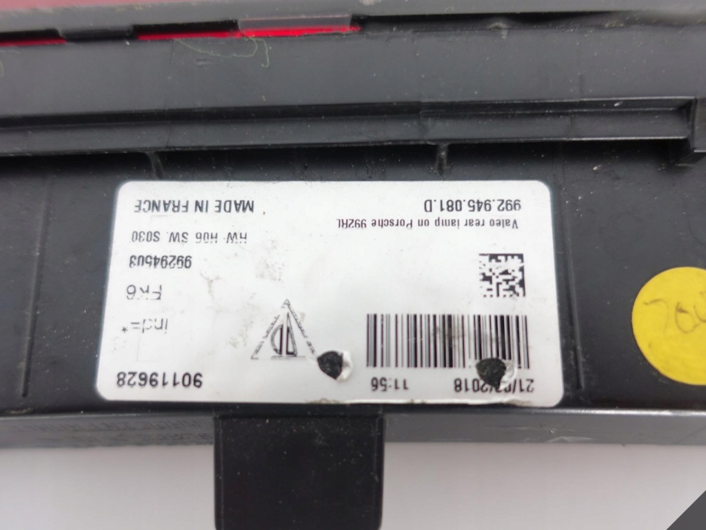 фото №13, Porsche 911 992 19- лампа накладка led задня europa