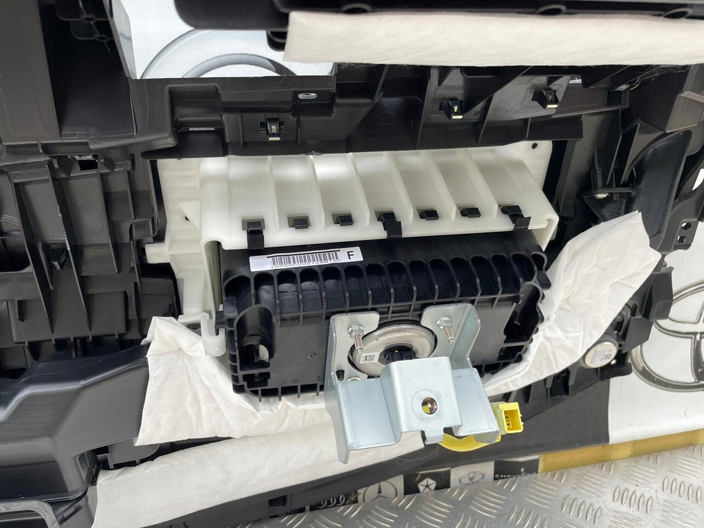 фото №6, Nissan ariya консоль подушки безопасности воздушные 23r.