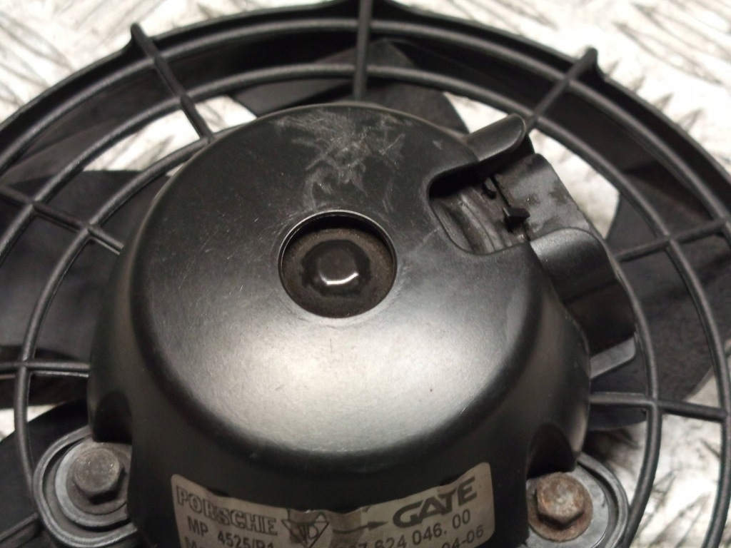 Porsche оригінальний номер 99762404600 997 911 вентилятор радіатора Київ