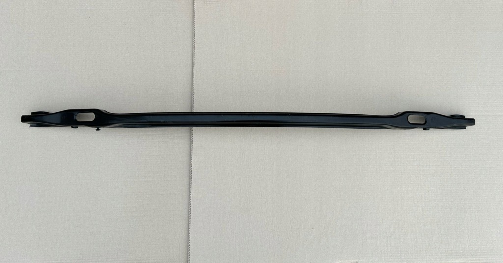 Купити Нижня балка бампера bmw 5 f10 f11 7203078