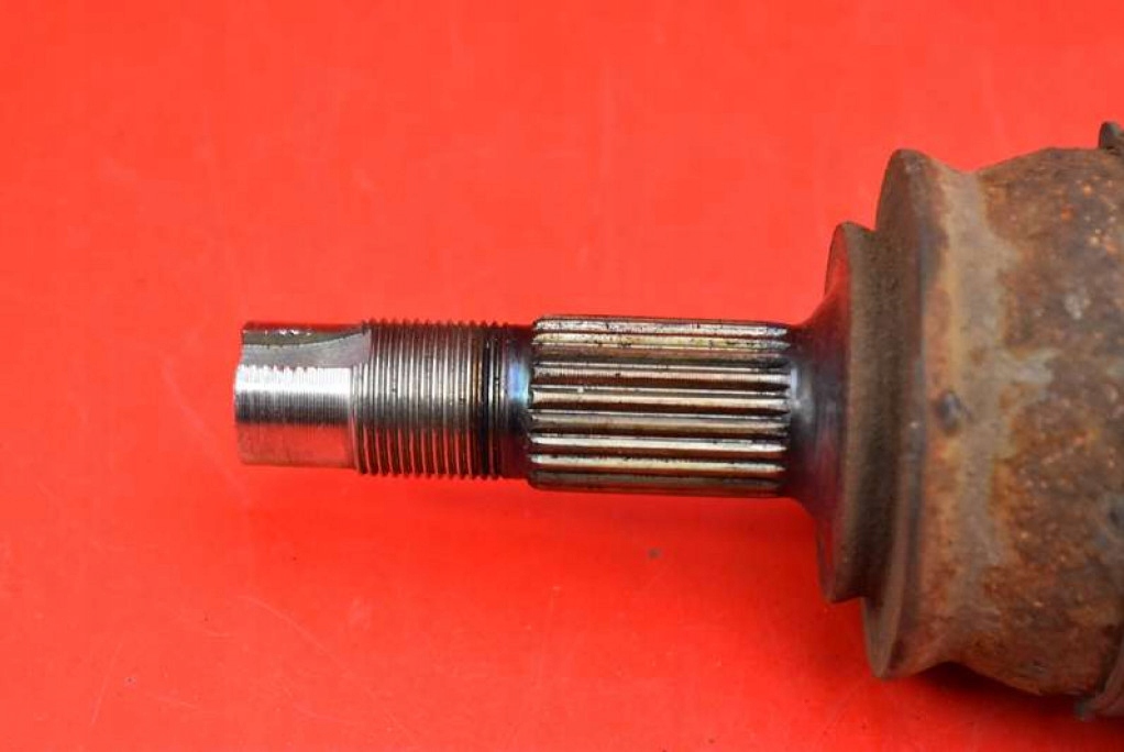 Привідний вал права перед механічна коробка передач 13248652 opel corsa e 1.2 16v 70 km 14-20 в Україні