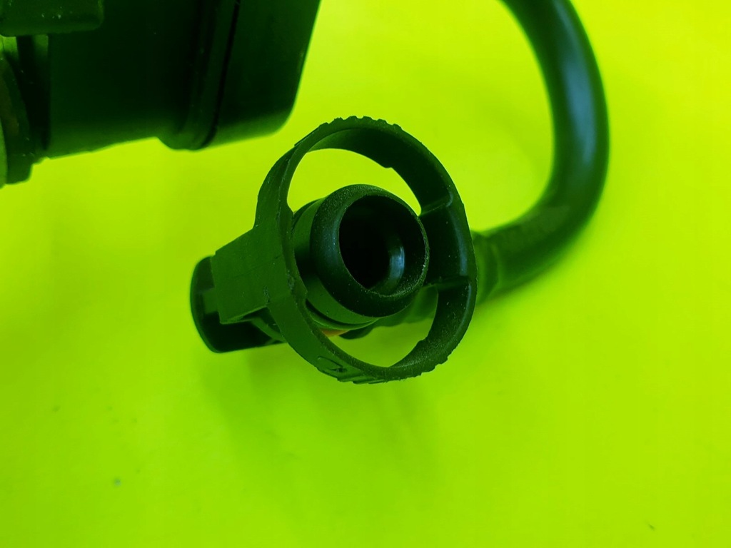 фото №7, Клапан вентиляции вакуумa a6 c7 a7 q5 a8 s4 b8 q7 3.0tfsi cre