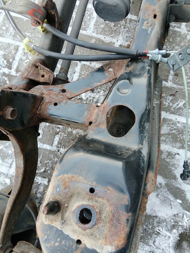 Mazda 5 cr cw cr 3 bl балка задняя подвеска комплектная в Украине