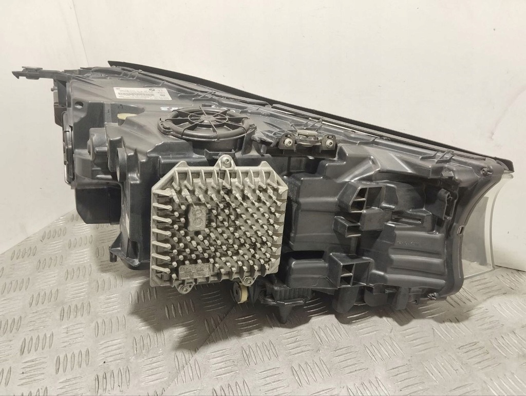 фото №8, Bmw 7 g11 g12 2016 лампи передні