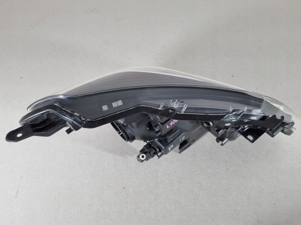 фото №5, Toyota yaris iii 3 lift лампа левая перед h7