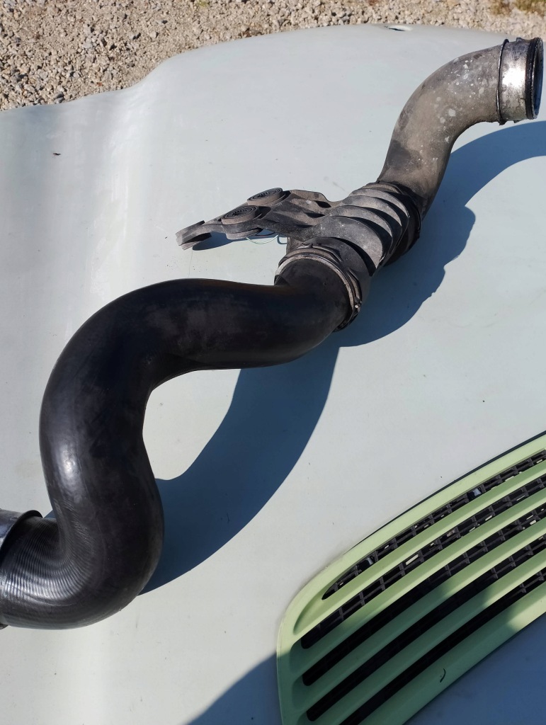 фото №5, Mercedes w203 2.2 wąż труба воздуха a2035283382