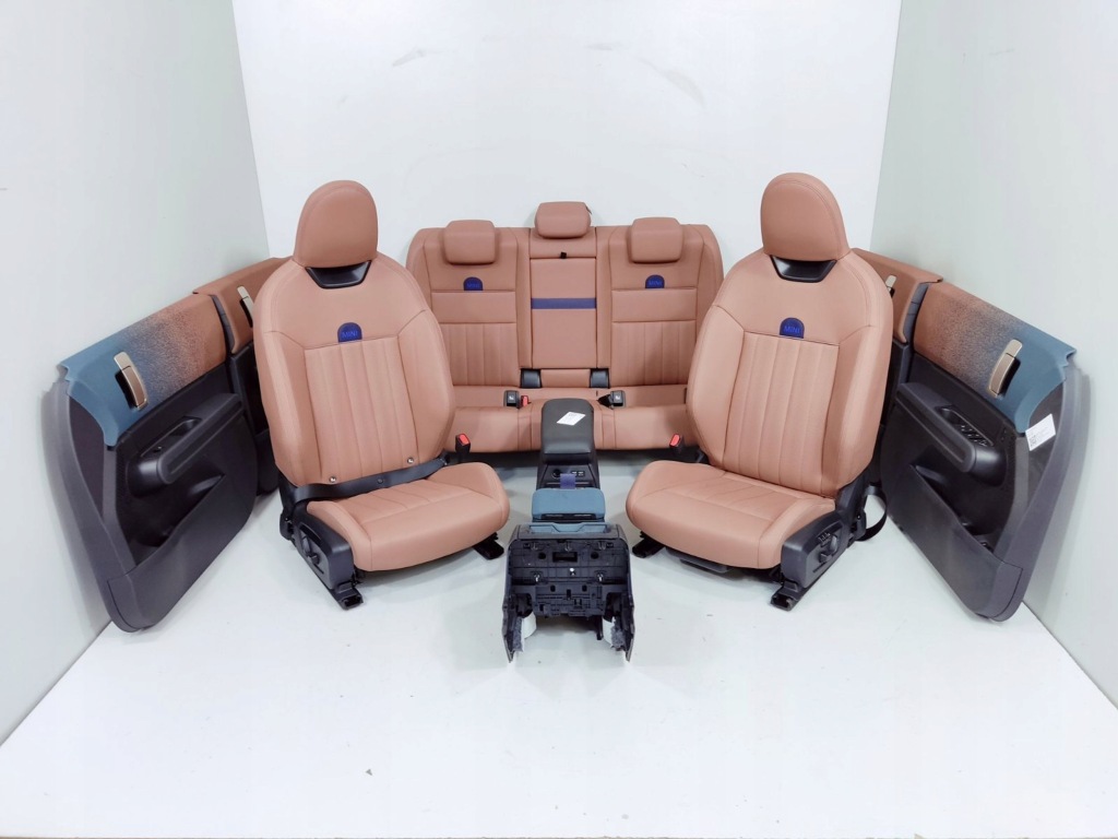 фото №1, Mini cooper countryman r60 2023 набір салону "vescin vintage