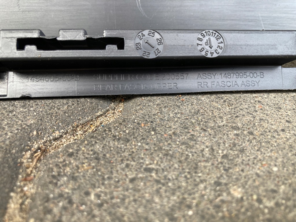 фото №11, Бампер задний задняя tesla y новый оригинальный 1494005-00-b