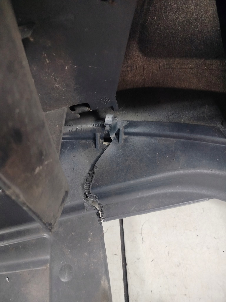 фото №15, Renault clio iii lift 09r- бампер перед передний 195 ted69