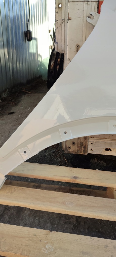 Крило пластик правий перед передній renault captur 03.2013-02.2020 d16 Недорого