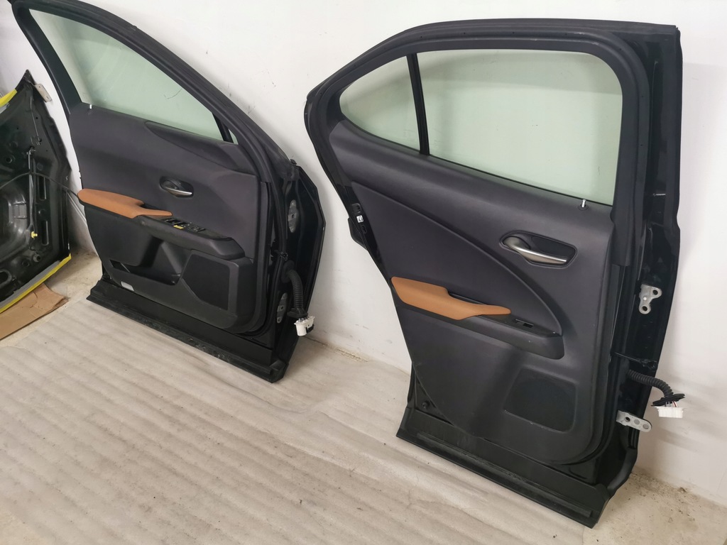 фото №9, Двері передні, задні ліва lexus ux