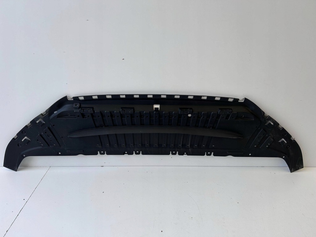 фото №1, Audi a8 d5 4n защита pod бампер 4n0807611 e оригинал