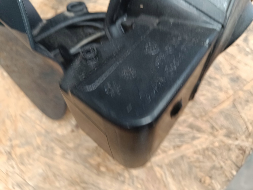 фото №11, Vw tiguan ii lift - кришка заливної пального сіра