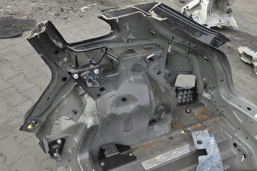 фото №7, Porsche macan чверть крила правий задня задній