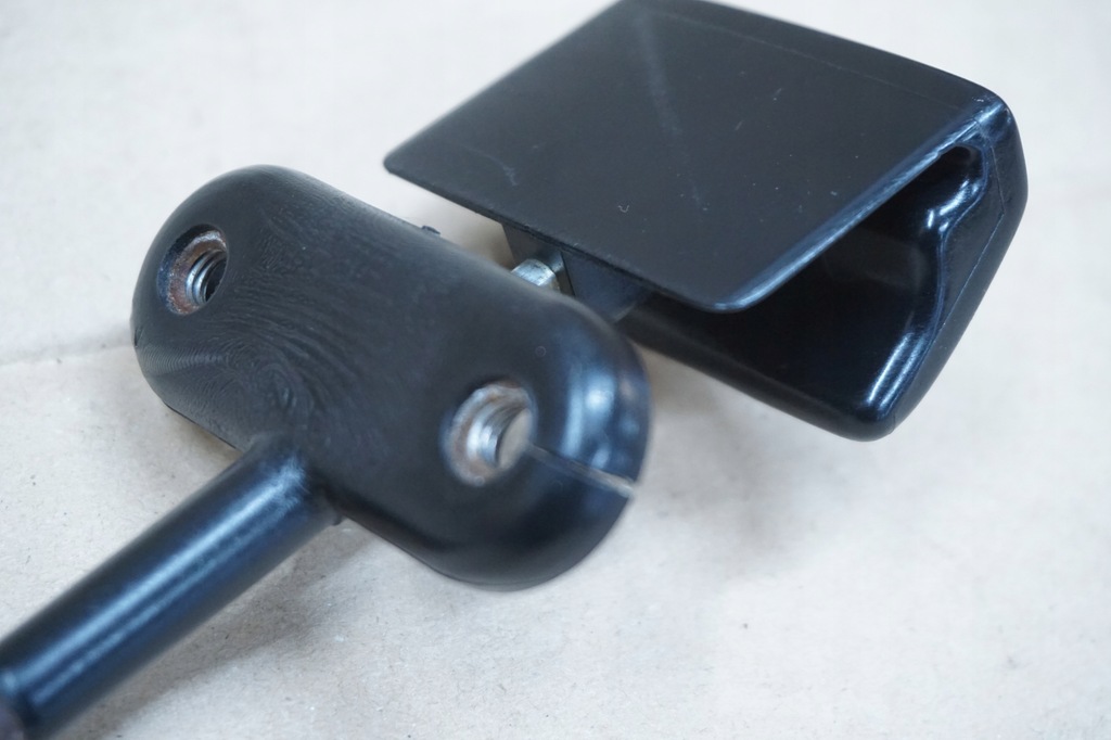 фото №6, Nissan patrol трос тягa капот gr y60