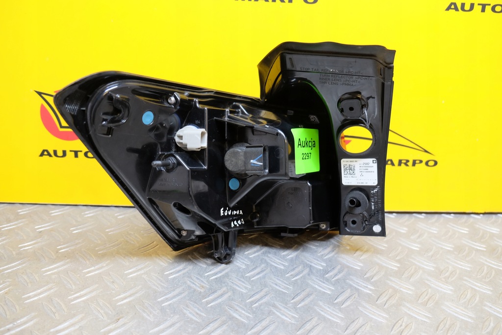 фото №9, Chevrolet equinox lift 2022- лампа задня права usa