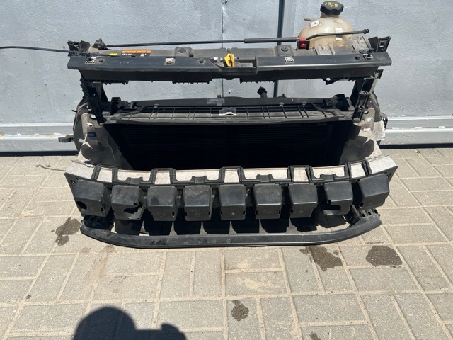 фото №2, Jeep renegade перед ксенон капот бампер pas лампы радиатор