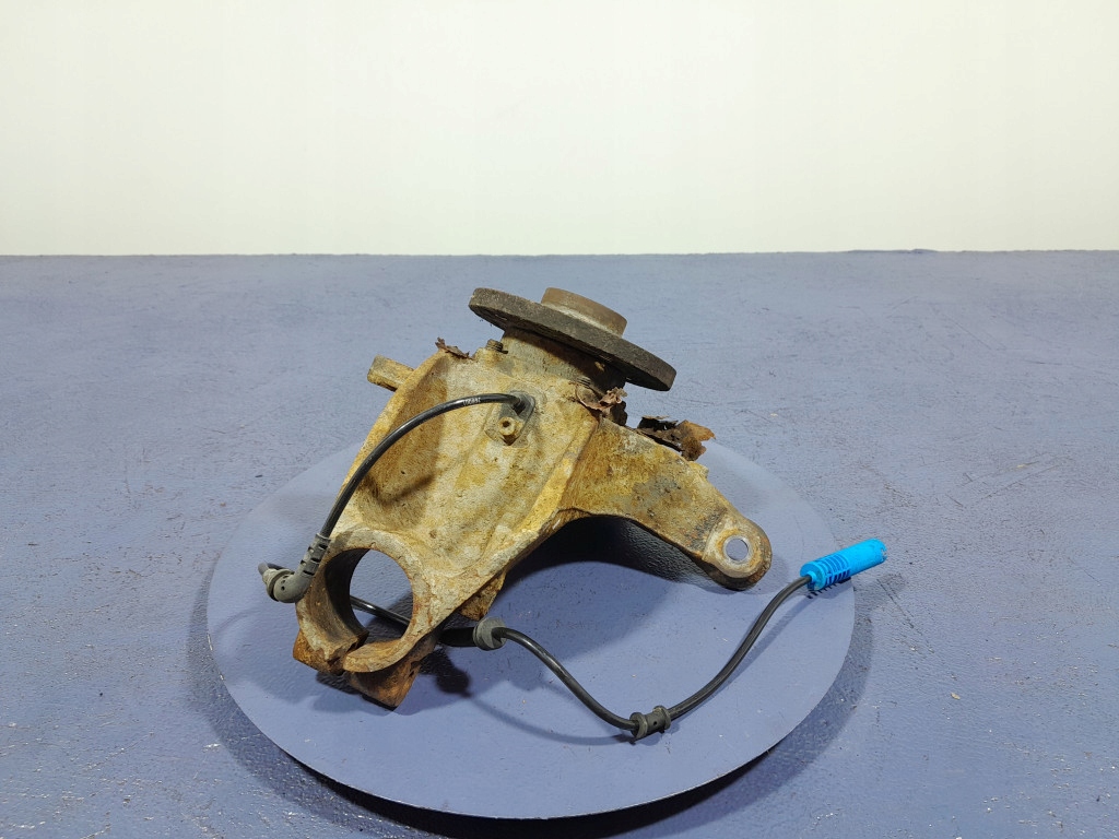 фото №2, Mini cooper r56 one 1.4 95 km поворотный кулак ступица перед правая