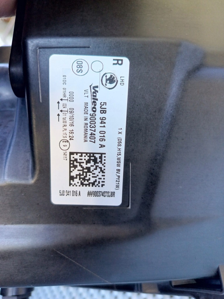 фото №5, Лампа перед права skoda rapid bi-xenon 5jb941016a