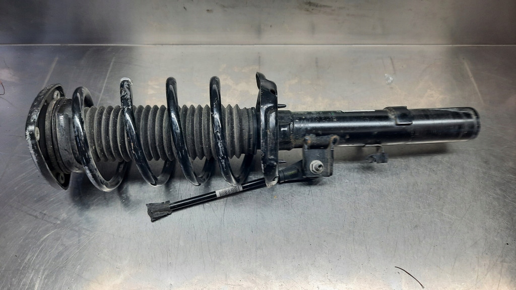 фото №1, Амортизатор передній перед правий 32346473 volvo xc40 c40