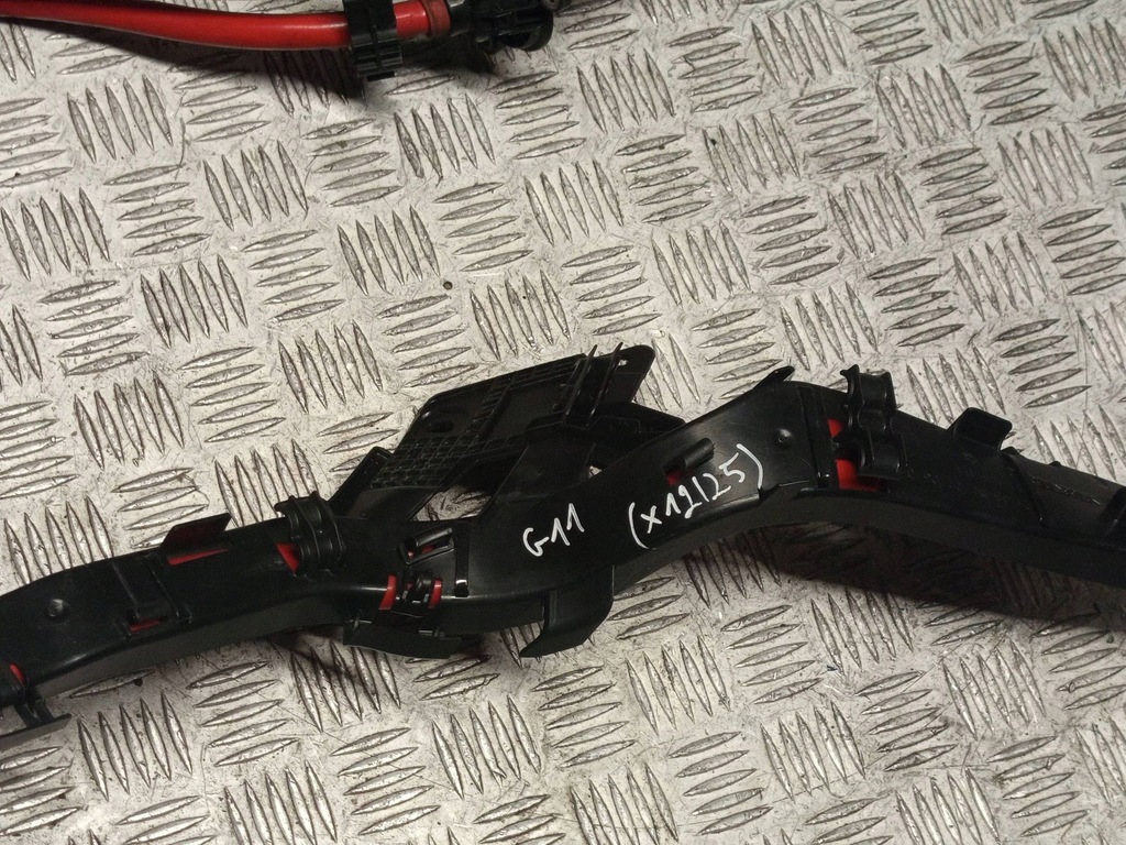 фото №11, Bmw оригінальний номер 9381589 7' g11 g12 шланг кабель клема акумулятор plus