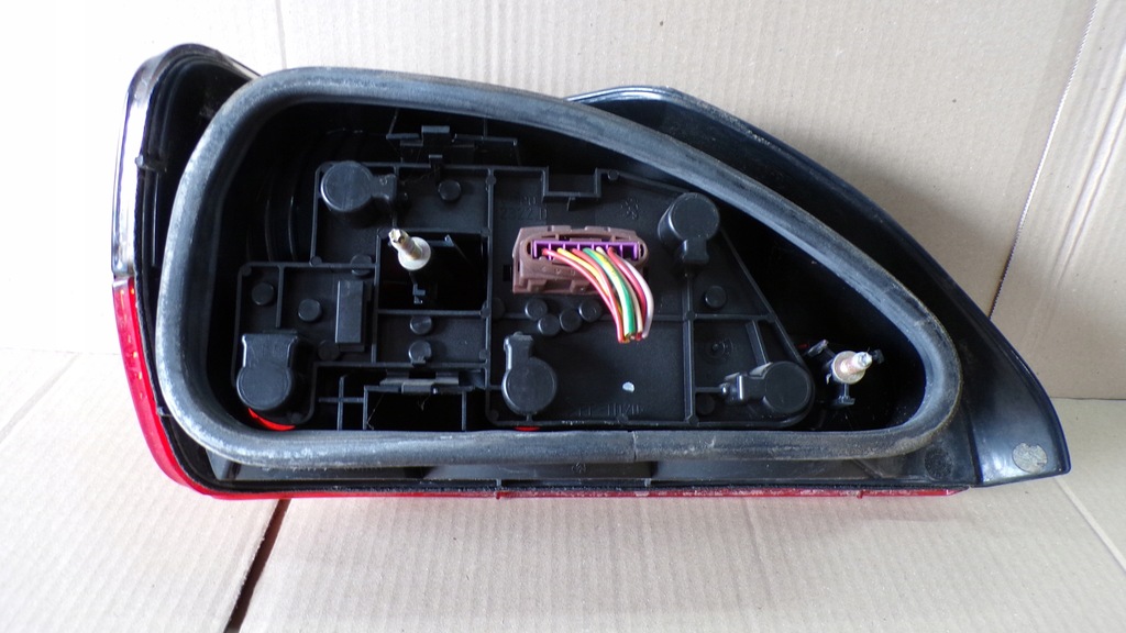 фото №9, Peugeot 306 lift лампа правый задняя 9635569477