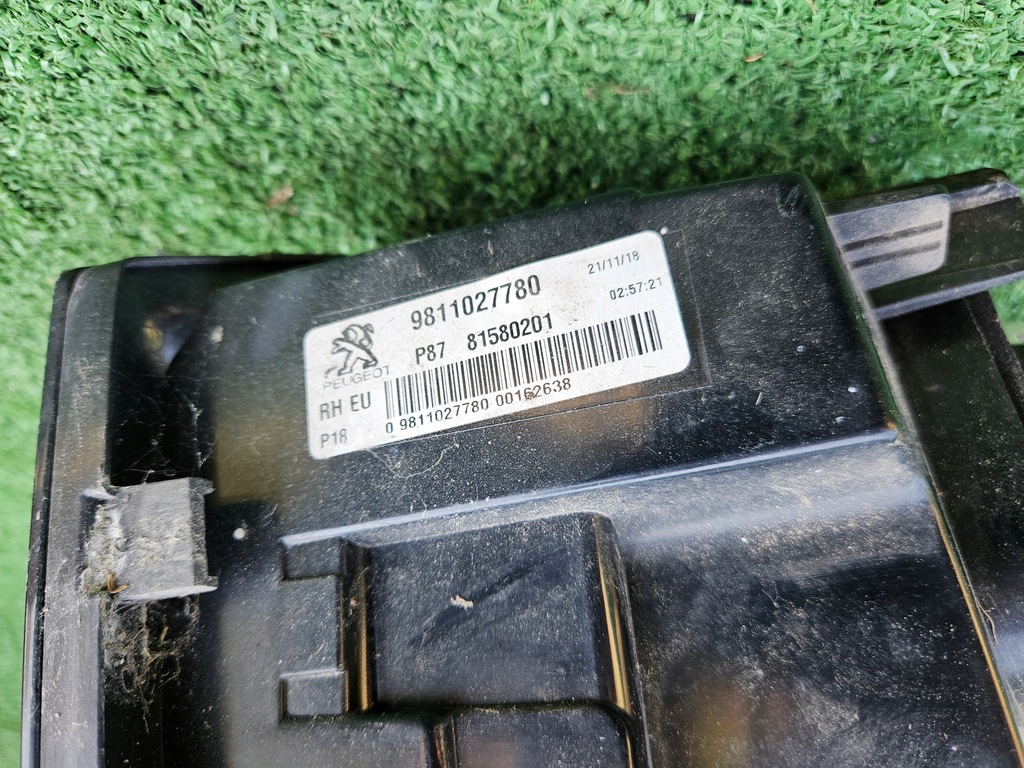 фото №9, Лампа правий задня w кришка led peugeot 5008 ii 17-