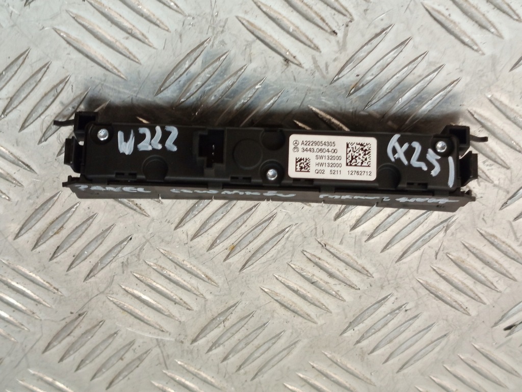 фото №8, Mercedes w222 панель керування перемикач датчиків паркування a2229054305