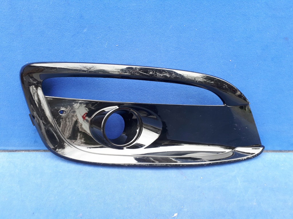 фото №1, Kia ceed ii lift 2015-2018 15-18 решітка рамка права перед