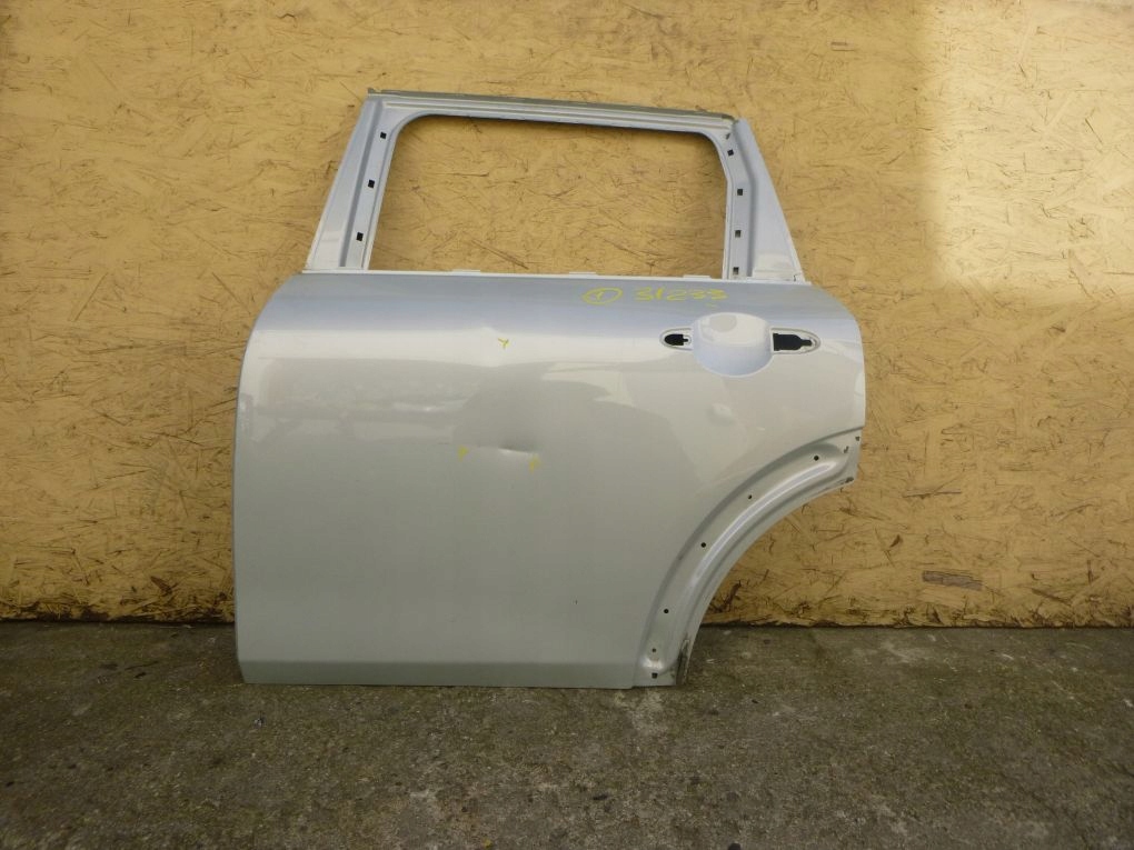 фото №1, Mini clubman f54 дверь левая задние