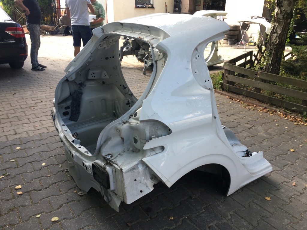 фото №1, Четверть крыло правый задний задняя peugeot 208 i ewp