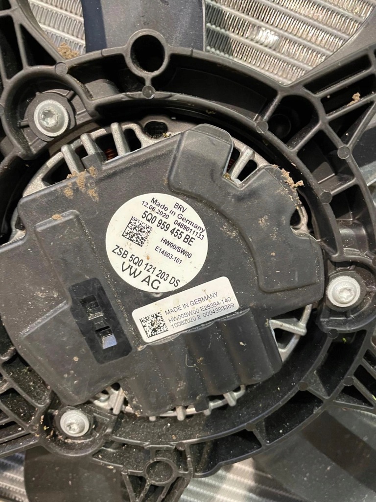 Комплект радіатор volkswagen skoda seat audi q2 golf a3 бензин Ціна