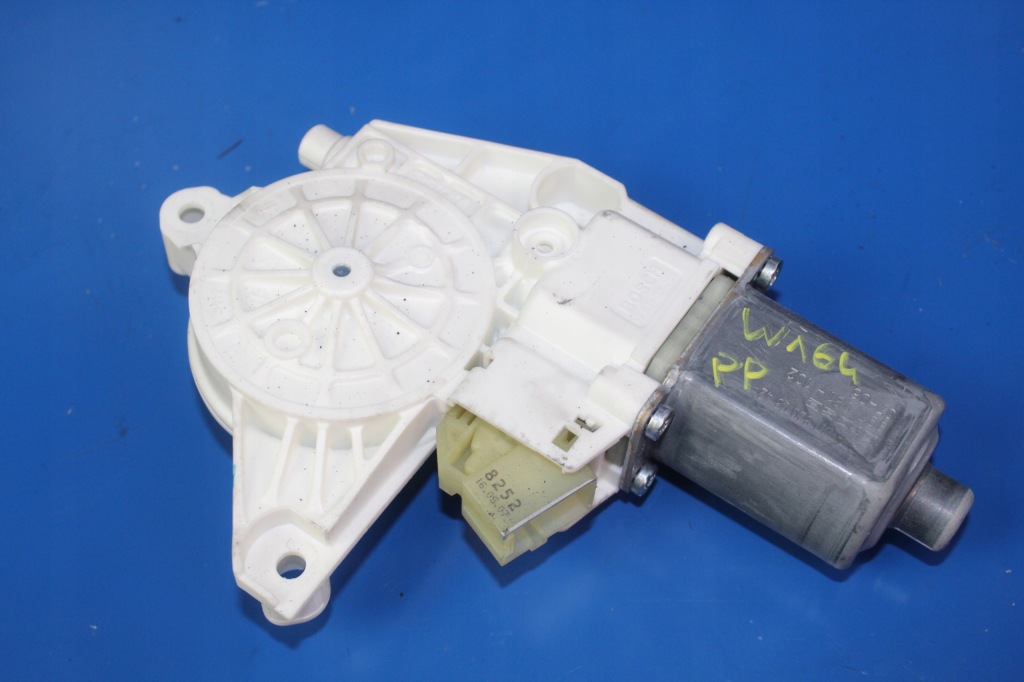 фото №1, Mercedes ml w164 моторчик стекло правый перед