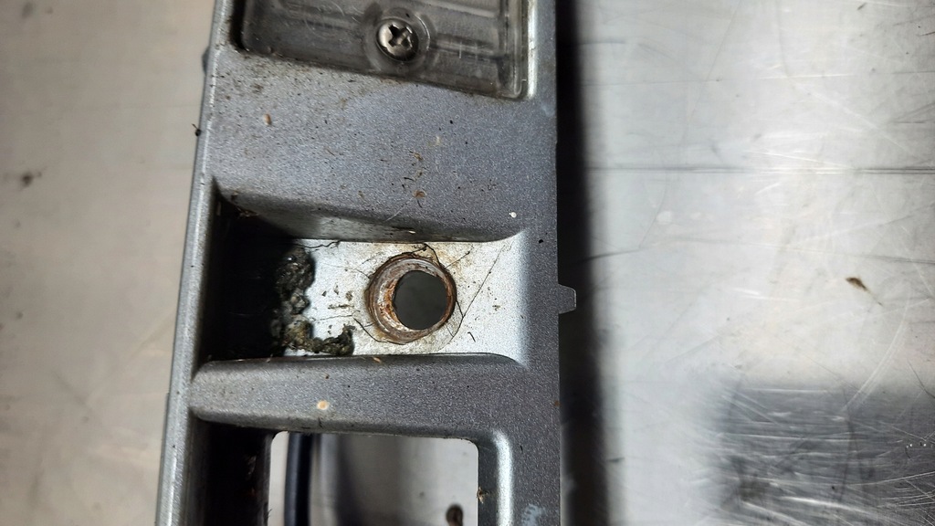 фото №14, Накладка задний крышки kia carens ii