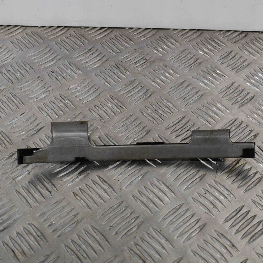 фото №1, Напрямна натягувача розподільного валу mazda 2 de zj0112610 2683965 1.5l 76kw 2011