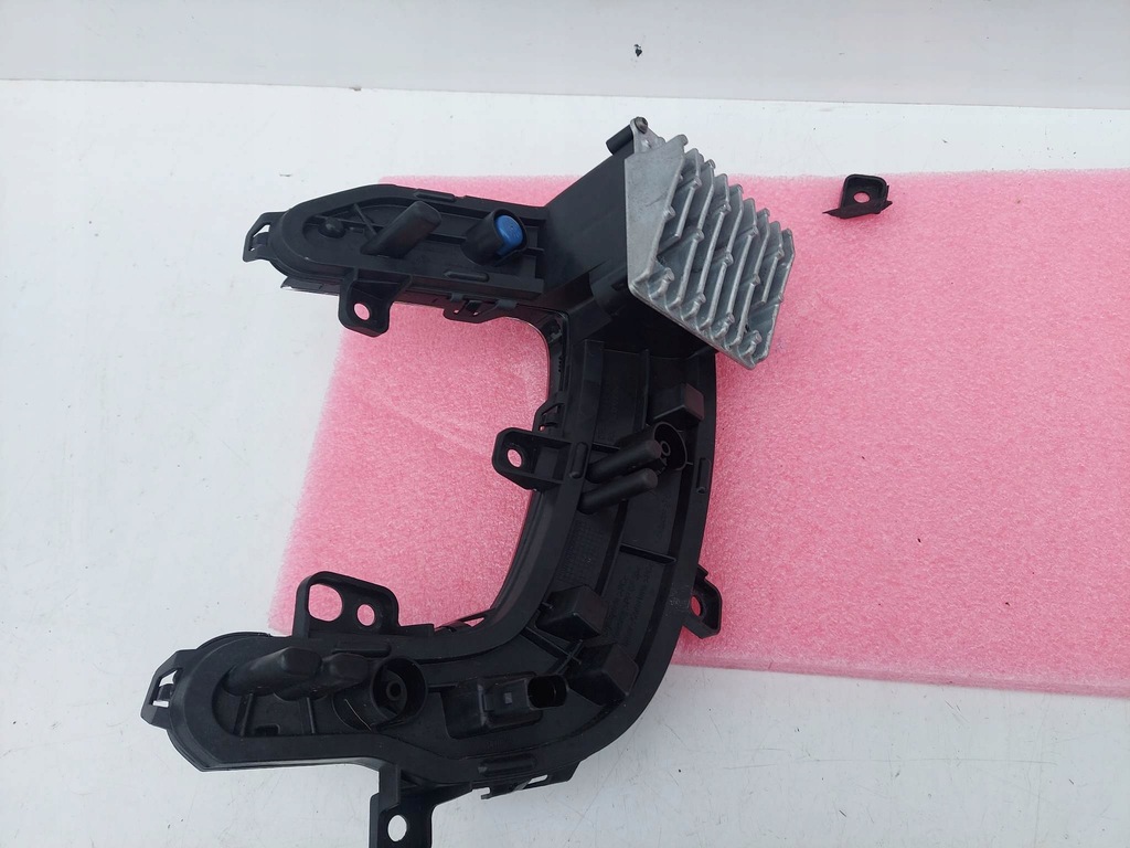 фото №6, Vw e up e-up lift противотуманная фара led drl правый перед