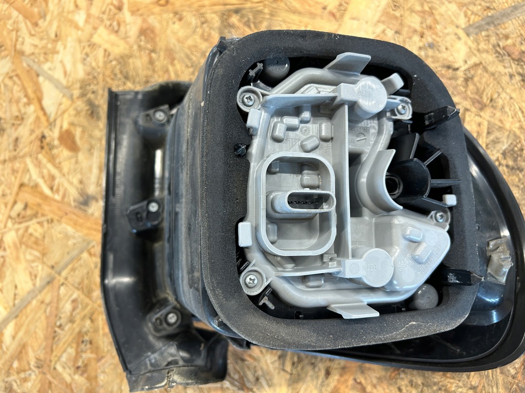 фото №4, Лампа задня задня права jeep renegade usa 2015