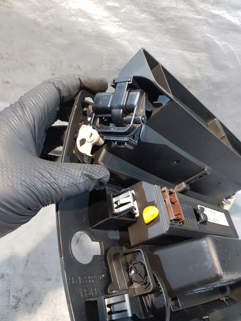 фото №12, Citroen c4 i решётка средняя обдув 9646338277 + дисплей 9659062780