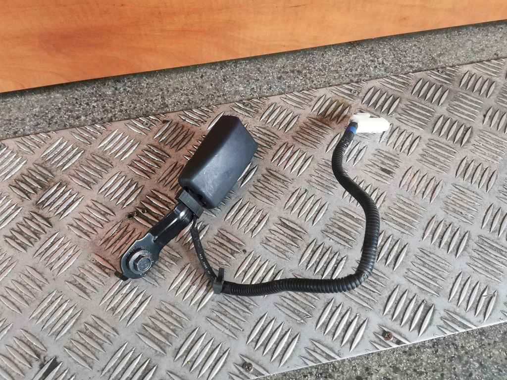 фото №1, Клипса поперечина левый перед kia rio iii iv 15r