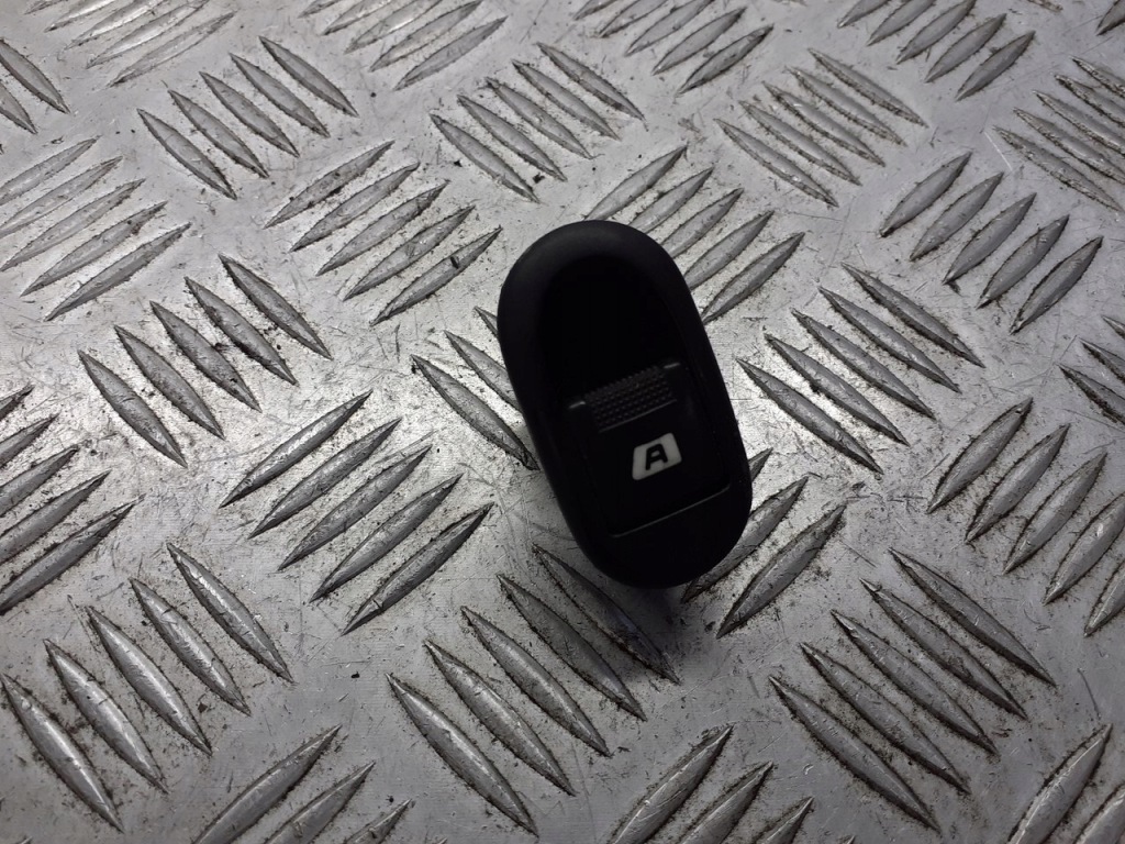 фото №1, Кнопка перемикач скло лівий перед citroen c2 96401469xt