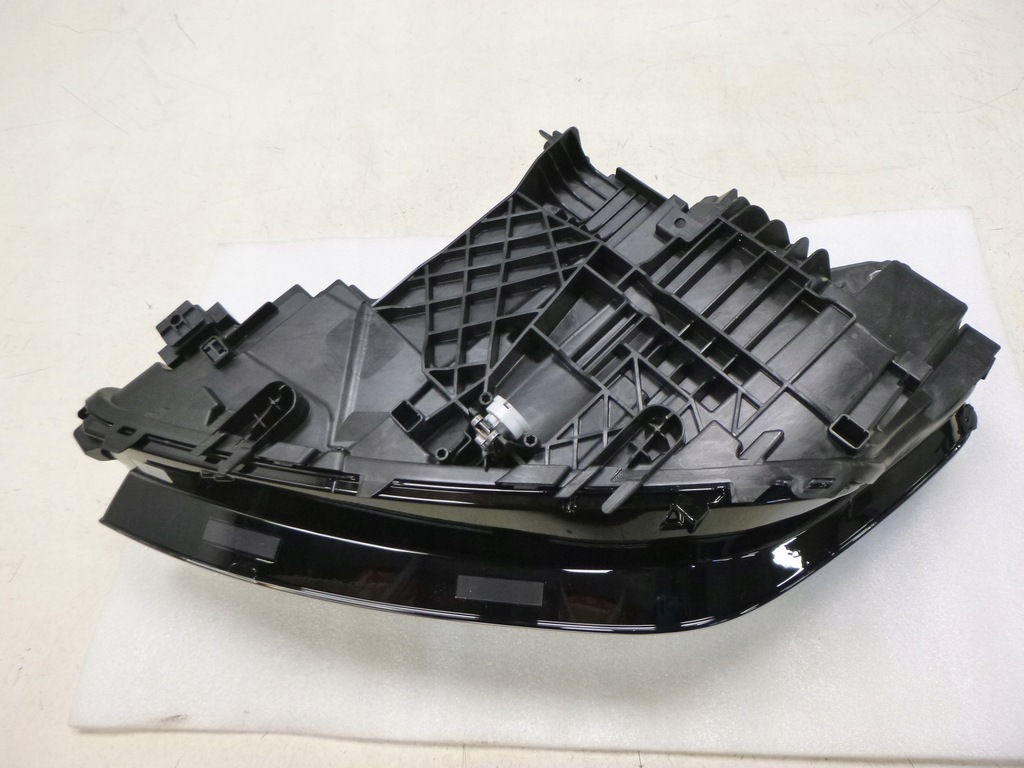 фото №11, Bmw 2 active tourer f45 f46 лампа фара правая перед передняя