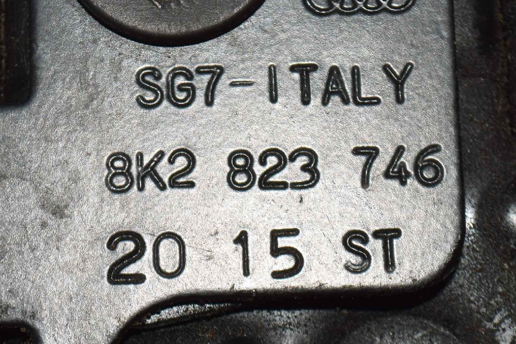 фото №9, Audi a5 s5 8t8 замок капот 8k2823746 3.0 бензин 245kw 2015 rhd