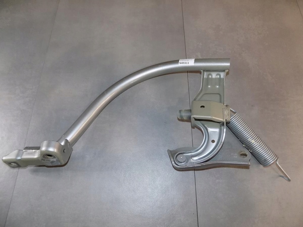 фото №1, Vw passat b8 петля кришки правий 3g5827302a