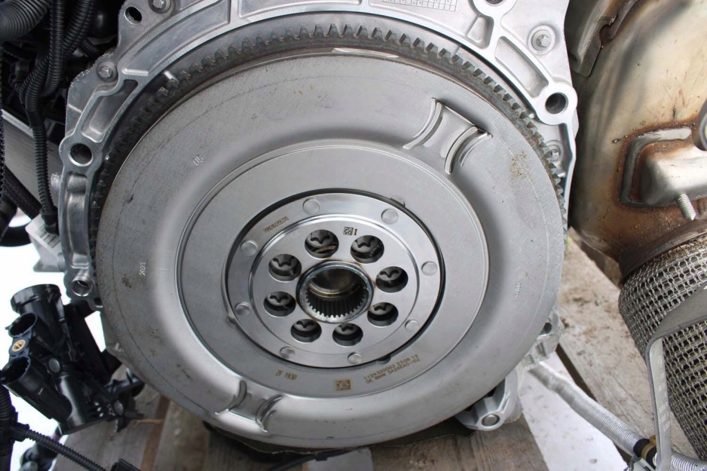 фото №8, Bmw x5 x6 x7 колесо двухмассовый 5a26ea5 двигатель 3.0 b58_b30p g05 g07 b58n 24005a