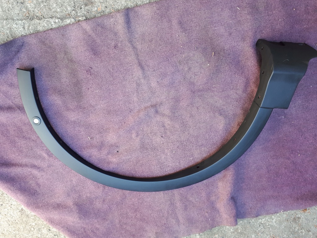 фото №1, Escape kuga mk2 молдинг крила права з pdc