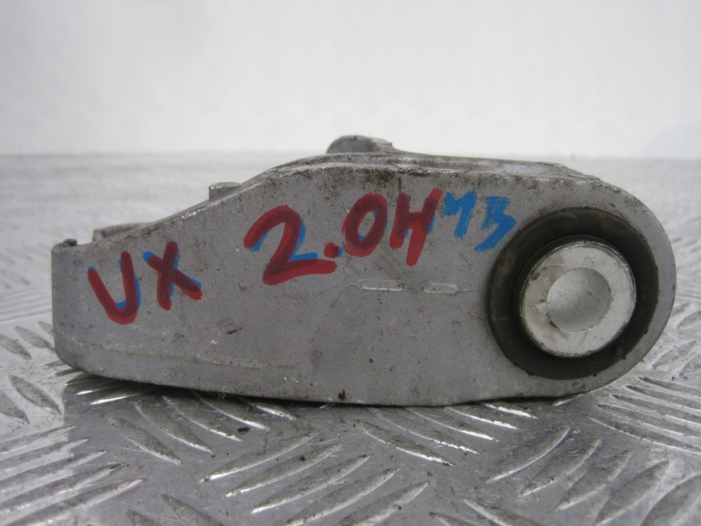 Купить Кронштейн кронштейн подушка двигателя lexus ux 2.0 hubryda v7