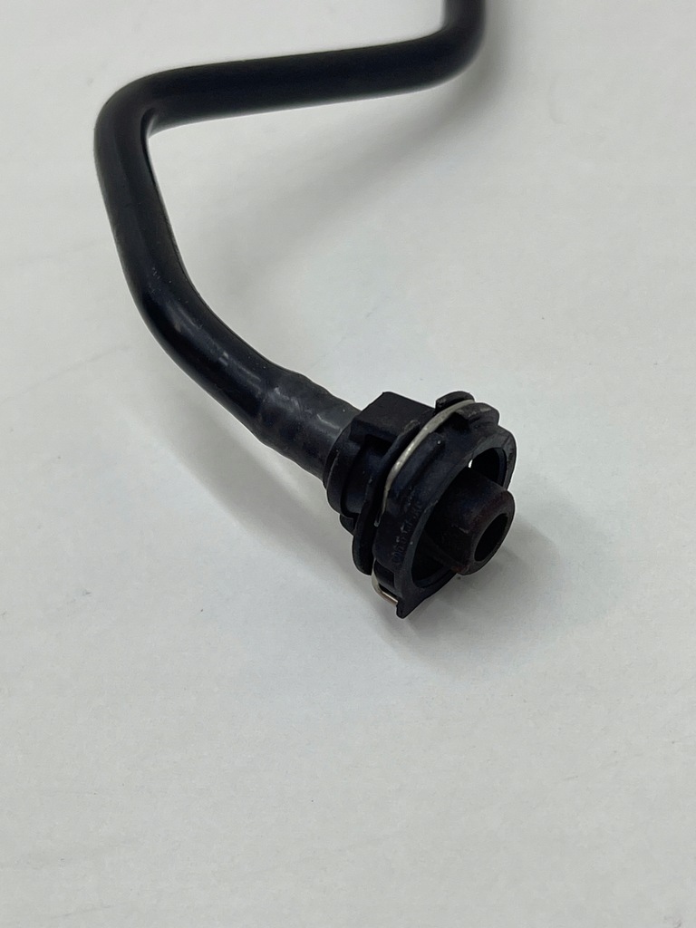фото №8, Audi a6 c7 2.0 tdi cnh шланг вентиляционный магистраль wody радиатора